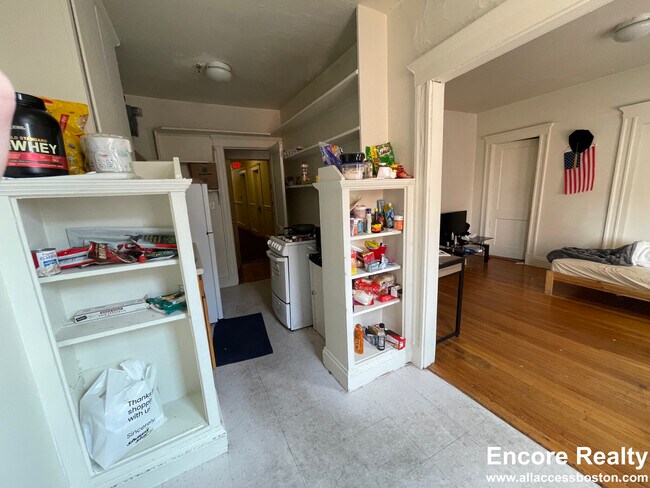 Photo - 1161 Boylston St