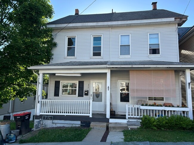 Building Photo - 339 N 2nd St