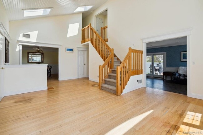 Photo - 30 Consuelo Pl