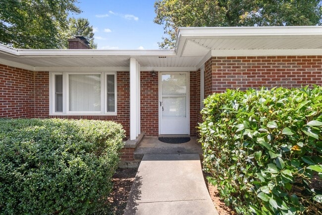 Photo - 559 Bailey St Unit A