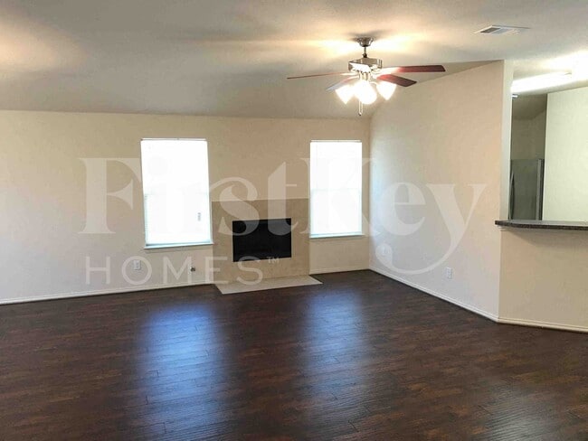 Photo - 1218 Jewel Ln