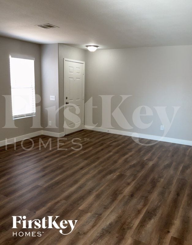 Photo - 2549 Rosy Sunrise St