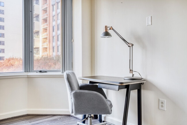 Photo - 4835 Cordell Ave Unidad FL5-ID1220