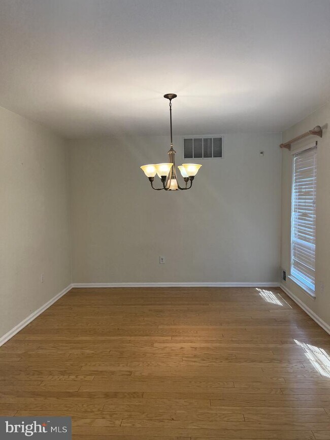301 Deer Run Ct
