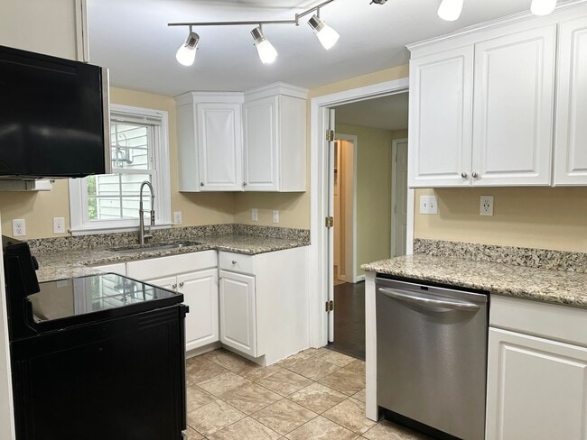Photo - Cozy Home with a Spacious Back Yard in Garner!