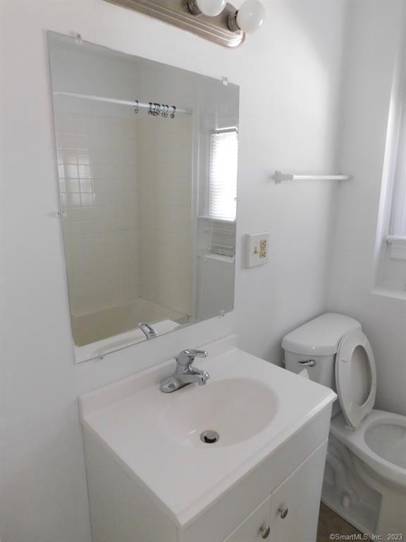 Photo - 111 Oneco Ave Unit c