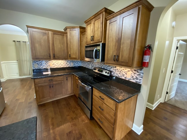 Photo - 660 Richards Dr