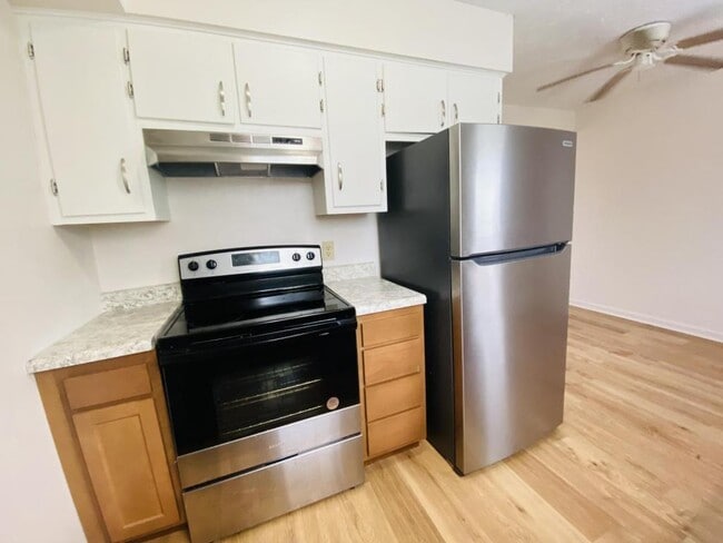 Photo - 978 Villa Dr