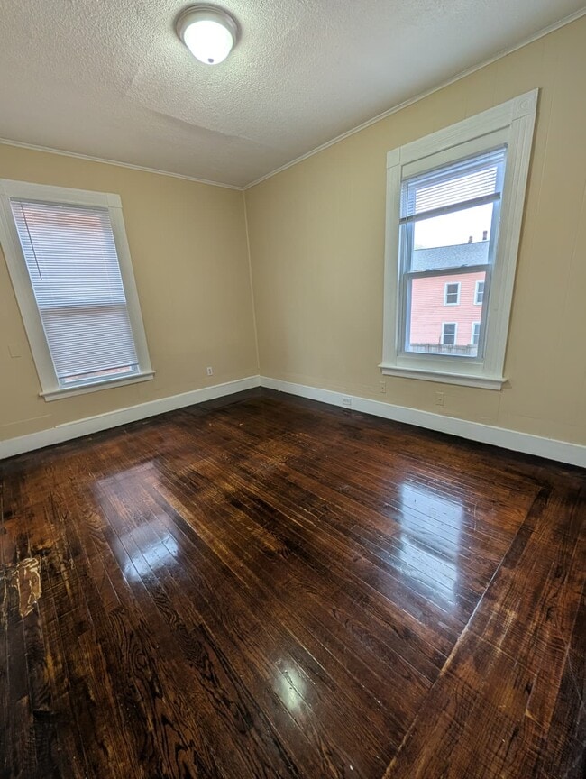 Photo - 92 Sylvan Ave Unit 2