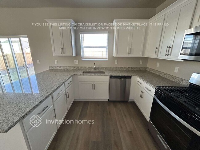 Photo - 2161 Christina St