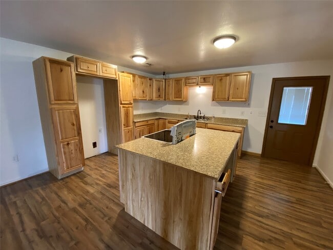 Photo - 20696 Trinity Way