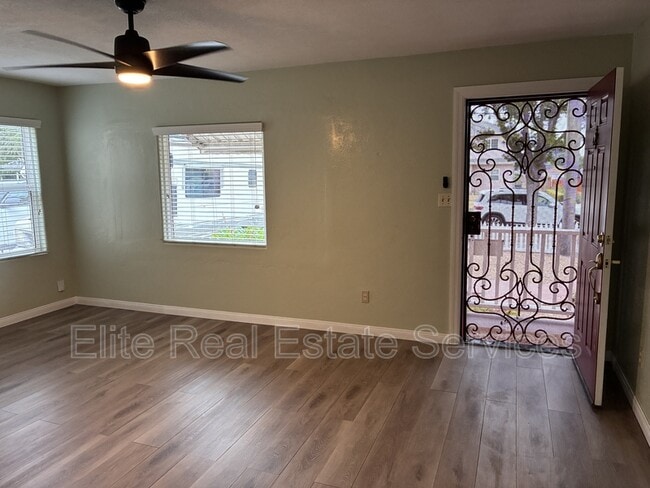 Photo - 621 2nd Ave
