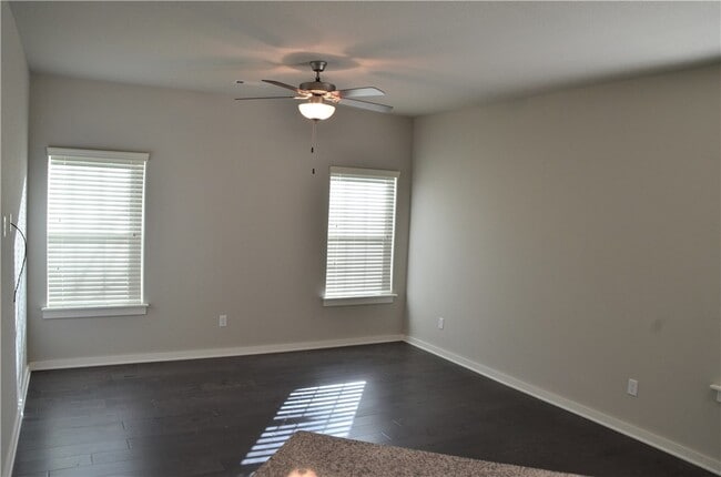 2413 SW Arbor Rd
