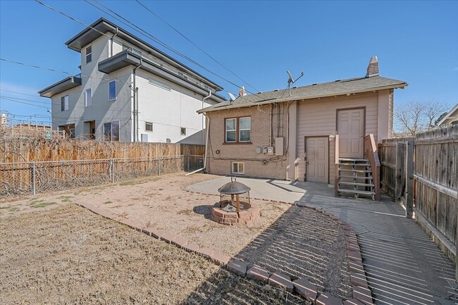 Photo - 1567 Meade St