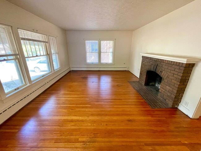 Photo - 630 S Whitcomb St