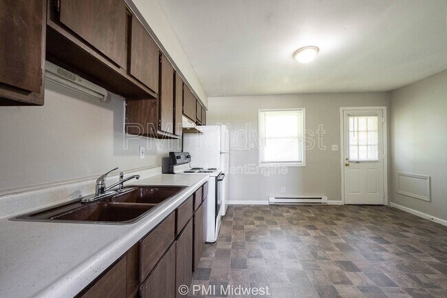 Photo - 2950 W U.S. 52 Apartamento Unidad 13