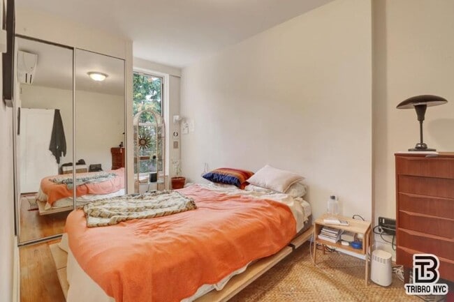 Photo - 3 bedroom in Queens NY 11385 Unit 3E