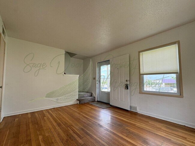 Photo - TOWNHOME IN SOUTH KC
