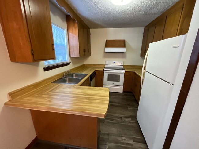 Photo - 2 Bedroom 2 Bath Townhouse