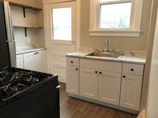708 Doolittle Street Unit 710