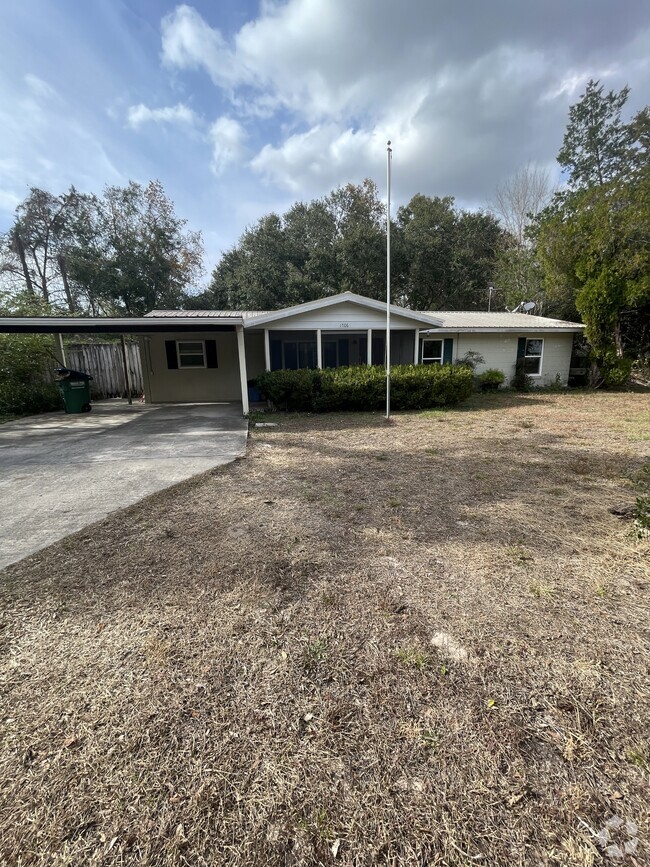 Building Photo - 1706 NW 5th St Rental