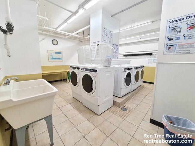 Photo - 101 Monmouth St Unit 520