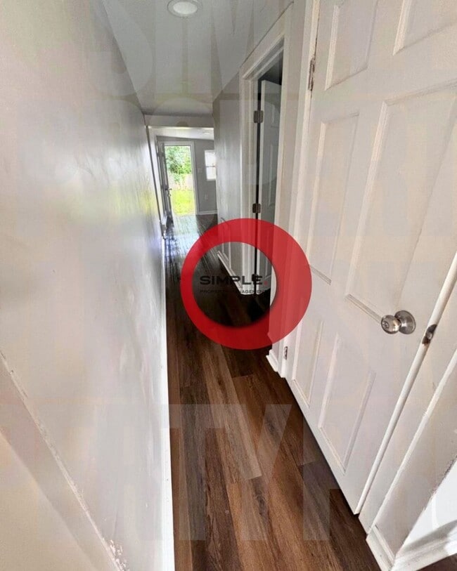 Photo - Cozy 3 bedroom 1 bath house