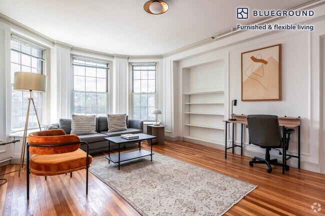 Building Photo - 1284 Beacon St Rental