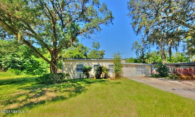 Photo - 10610 Ithaca Dr