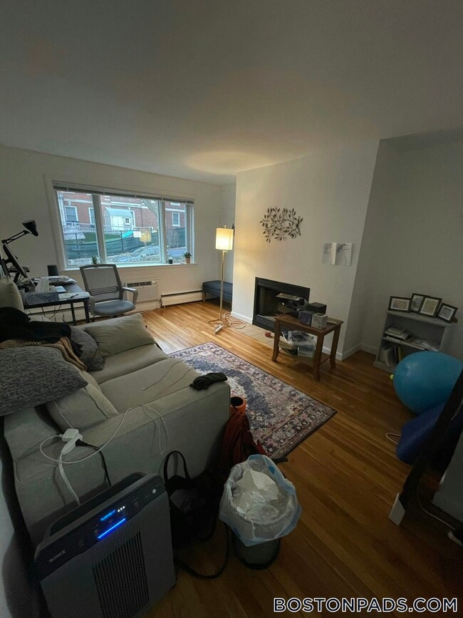 Building Photo - 50 Evergreen St Unit 25