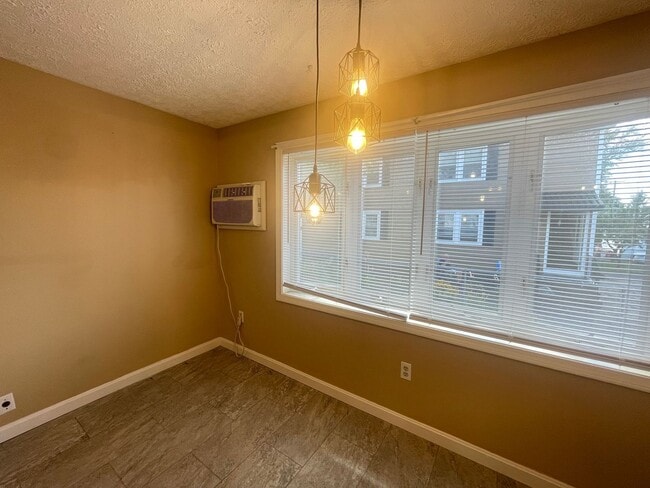 Photo - 636 Summer St Unit 2