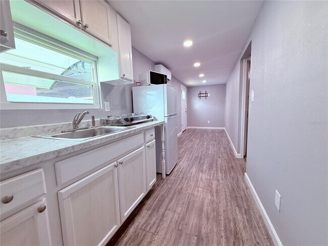 Photo - 4514 W Fern St
