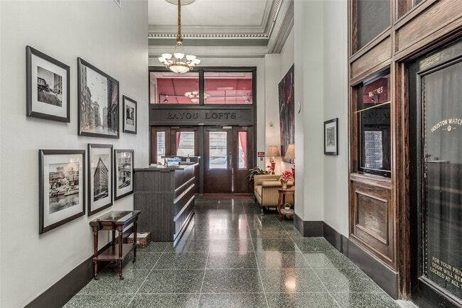 Photo - 915 Franklin St Unit 8E