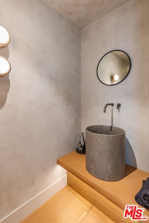 Photo - 23505 Malibu Colony Rd