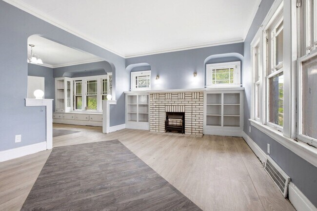 Photo - 12313 Rexford Ave