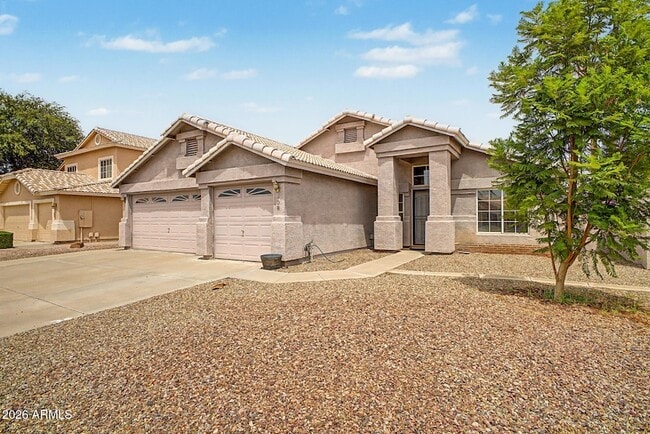 Photo - 308 W Liberty Ln