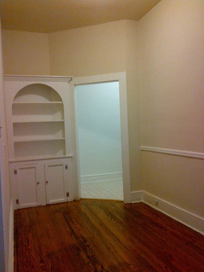 Photo - 1024 N Calvert St Unit #3