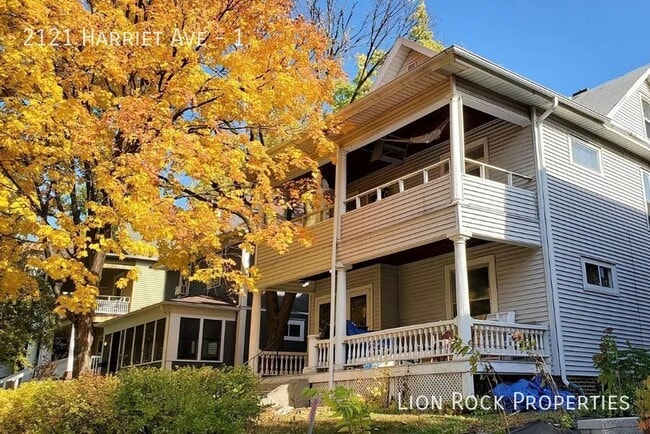 Photo - 2121 Harriet Ave Unit 1