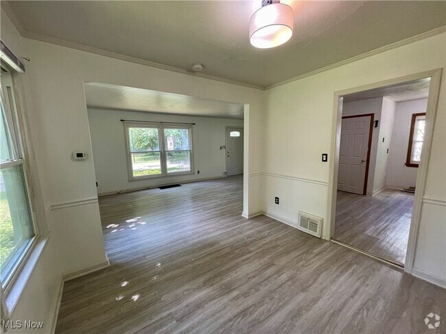 Building Photo - 1079 Orlando Ave Rental