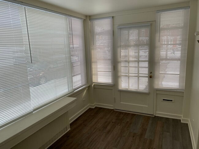Photo - 606 Wayne Ave Unit 606