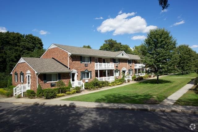 Building Photo - 16 Garfield Ave Unit 24-C Rental