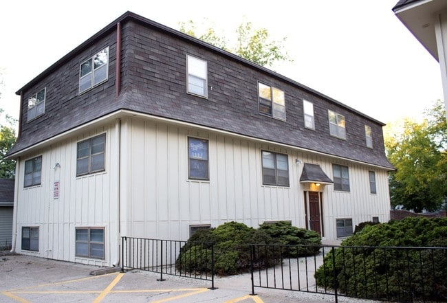 Building Photo - 1417-1419 Leavenworth Street Rental