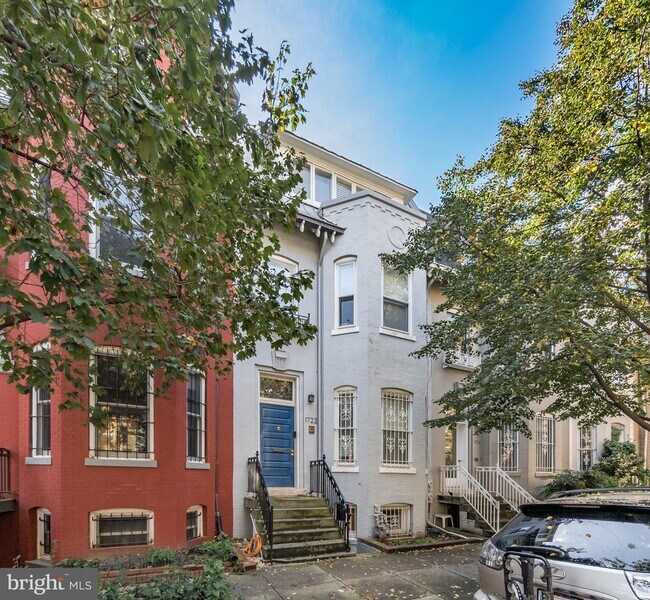 Photo - 1722 Willard St NW