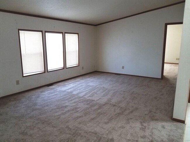 Photo - 4 bedroom in Shepherd MT 59079
