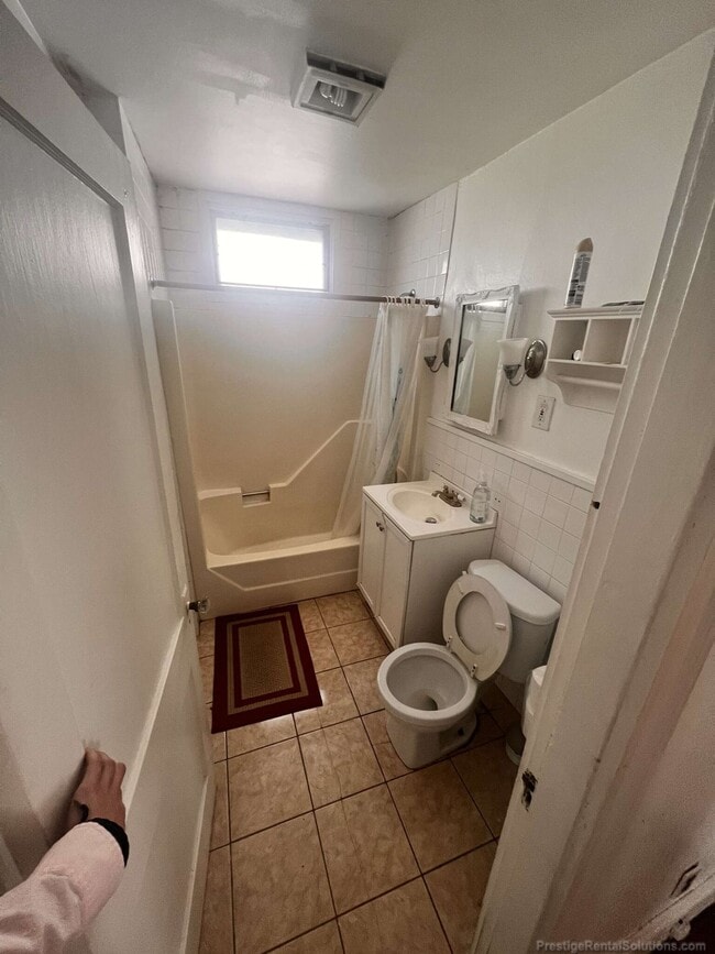 Photo - 19 Morrow Rd Unit 1