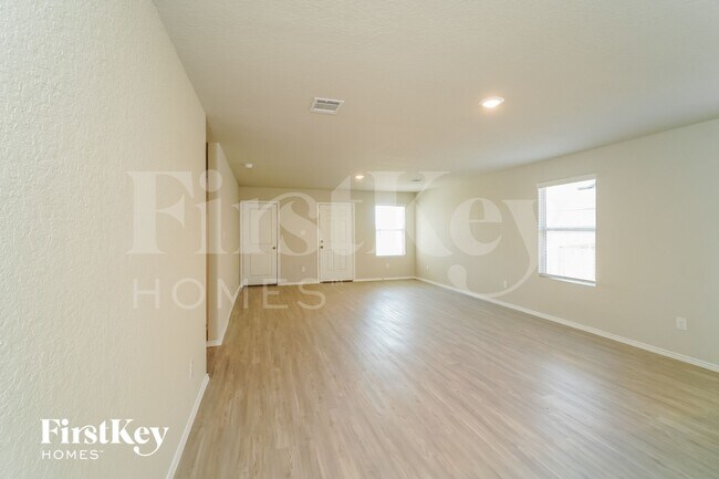 Photo - 10755 Prusiner Dr