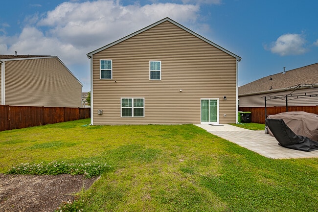 Photo - 410 Ginger Dr