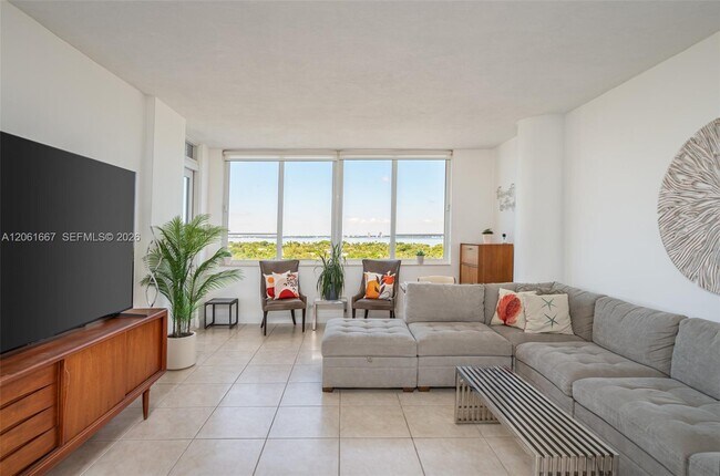 Photo - 5005 Collins Ave Unit 1506