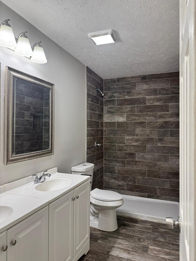 Photo - 412 Stevenson St