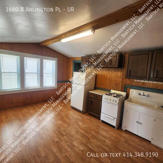 Photo - 1660 N Arlington Pl Unidad UR